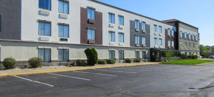 伊凡斯维尔北凯隆波因特酒店(Clarion Pointe Evansville North)图片