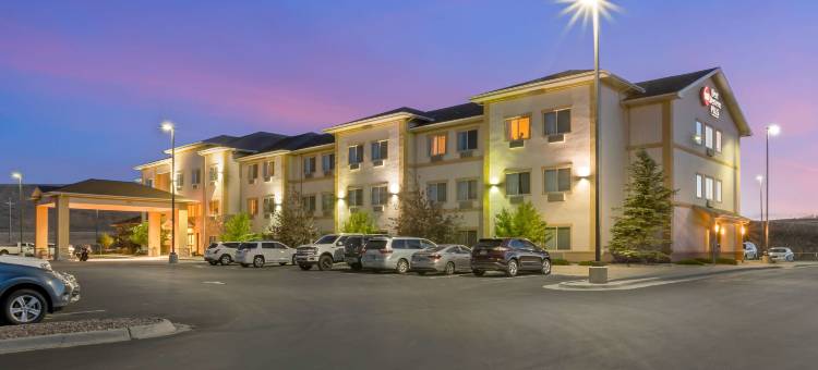 化石乡村套房贝斯特韦斯特优质酒店(Best Western Plus Fossil Country Inn  Suites)图片