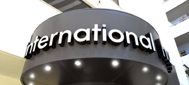 国际酒店及套房(International Hotel & Suite)图片