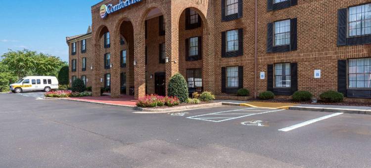 纽波特纽斯-汉普顿I-64舒适酒店(Comfort Inn Newport News - Hampton I-64)图片