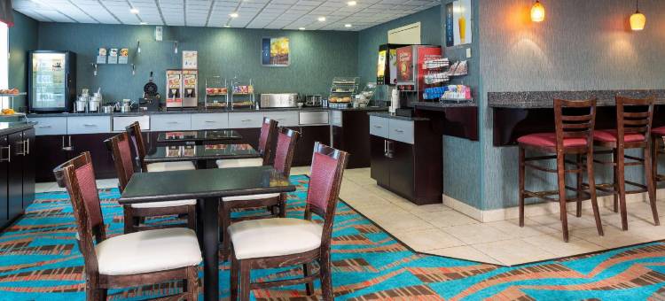 荷兰谷贝斯特韦斯特酒店(Best Western Dutch Valley Inn)图片