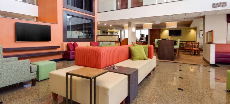 丹佛科技中心德鲁里套房酒店(Drury Inn & Suites Denver Tech Center)图片