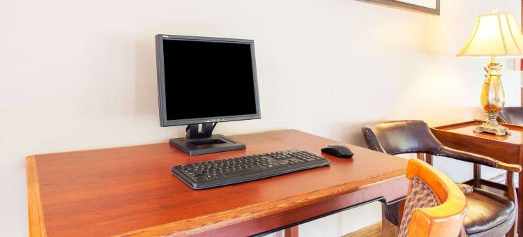 艾奇逊速8酒店(Super 8 by Wyndham Atchison)图片