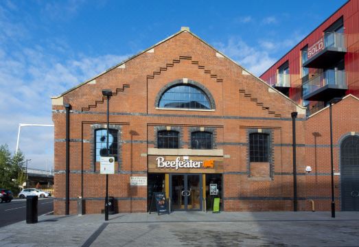 Premier Inn Gloucester (Quayside) Hotel Overview