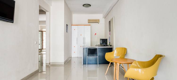 红多兹酒店-近泗水UNTAG(RedDoorz Near Untag Surabaya)图片