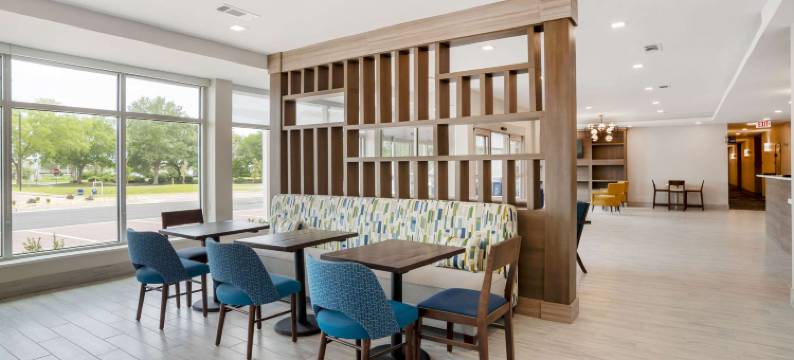 之家舒适酒店&套房-靠近亨德森海滩(Comfort Inn & Suites Destin Near Henderson Beach)图片