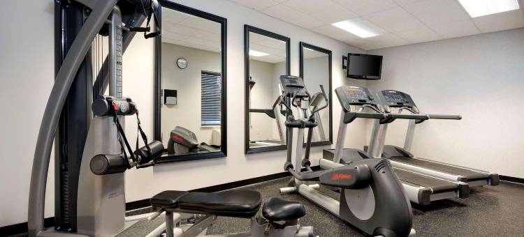 丽笙乡村酒店及套房 阿尔伯特维尔 近奥特莱斯购物中心(Country Inn & Suites by Radisson Albertville Near Outlet Mall)图片