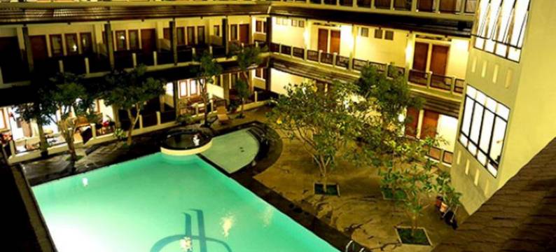 劳特比度假村(Laut Biru Resort Hotel)图片