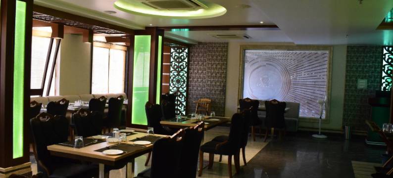 科斯塔海滨公寓(Costa Riviera Hotel)图片