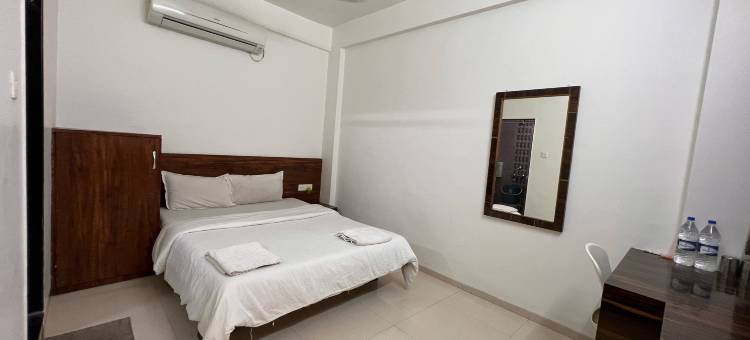 西瓦南迪酒店(Hotel Shivanand)图片