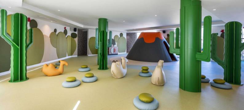 巴塞罗纳的普拉亚布兰卡(Barcelo Playa Blanca)图片