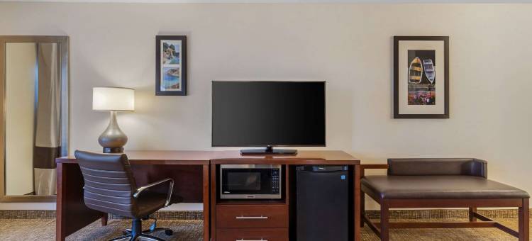 蒙特利湾马里那舒适酒店(Comfort Inn Marina on the Monterey Bay)图片