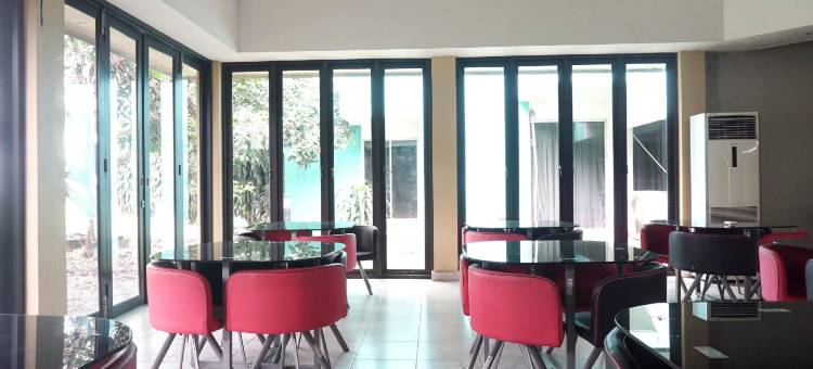 O系列92122赛瑞斯酒店士邦(Puspiptek Residence Syariah Mitra RedDoorz)图片