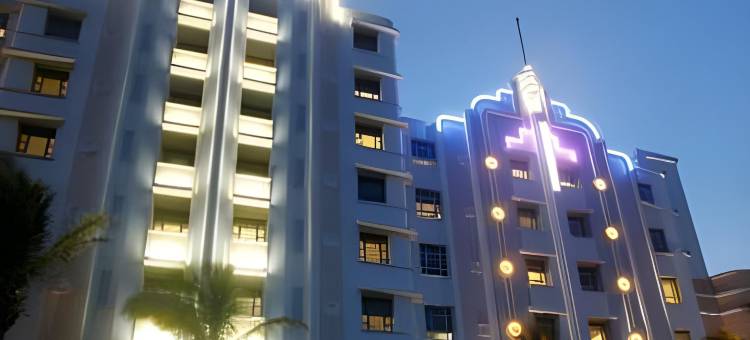 太阳海滩太阳广场塔酒店(Suncoast Hotel & Towers)图片