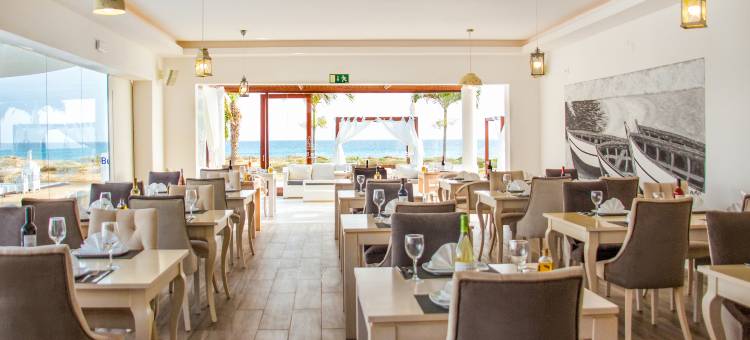 布达海滩 LIVVO 酒店(Hotel LIVVO Budha Beach)图片