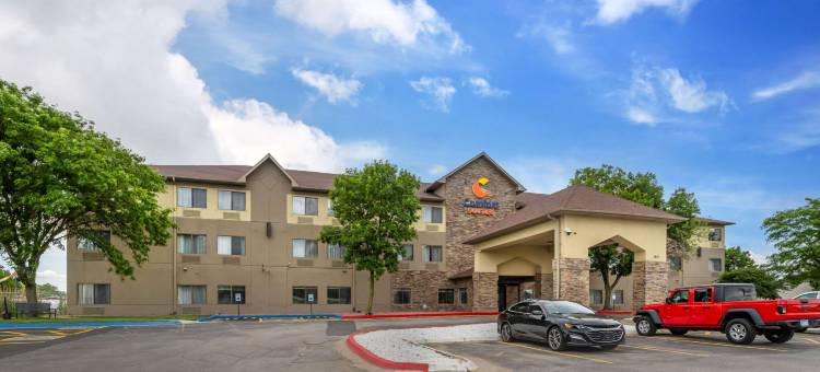 奥马哈东-康瑟尔崖舒适套房酒店(Comfort Suites Omaha East-Council Bluffs)图片