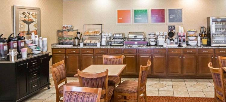 希伯伦洛厄尔区舒适酒店(Comfort Inn Hebron-Lowell Area)图片