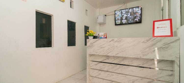 RedDoorz Syariah Near Universitas Putra Indonesia Padang图片