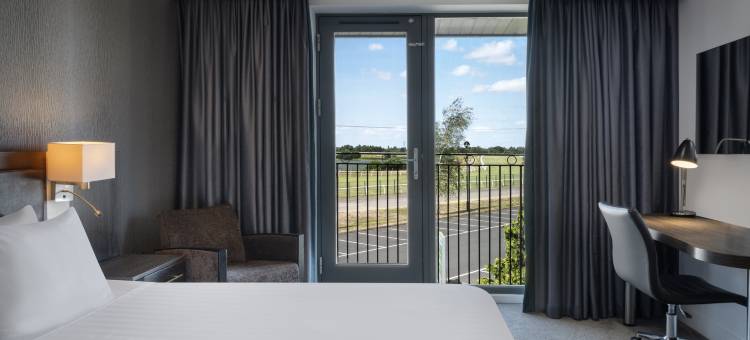 亨廷登赛马场假日酒店(Holiday Inn Huntingdon - Racecourse)图片
