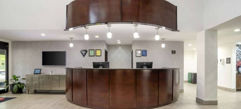 代弗尼贝斯特韦斯特优质套房酒店(Best Western Plus Daphne Inn  Suites)图片