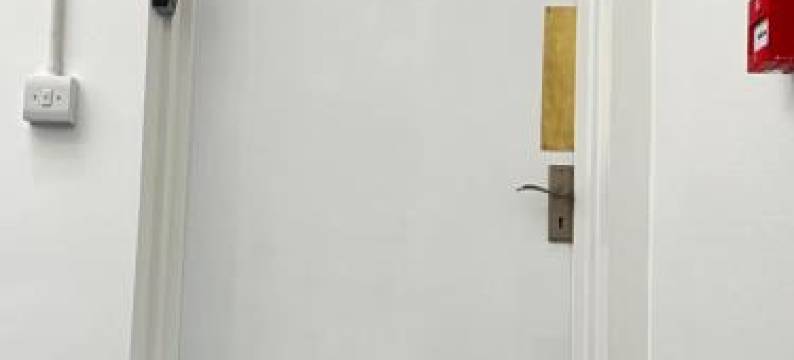 Spacious Entire Two Bedrooms Flat, H 3图片