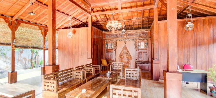 Capital O 93842 佐沃塞戈罗度假村靠近潘泰塞潘让(Capital O 93842 Jowo Segoro ResortNearPantai Sepanjang)图片