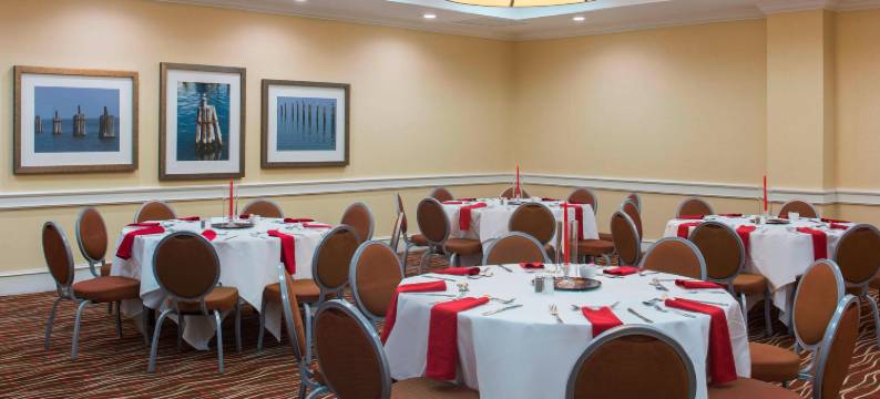 福朋喜来登喜來登酒店-坦帕机场西岸(Four Points by Sheraton Suites Tampa Airport Westshore)图片