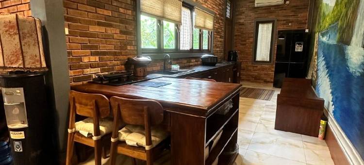 位于瓦讷赫朗的2卧室别墅-3000平方米|带4个独立浴室(Lil ubud cileungsi with jacuzzi)图片