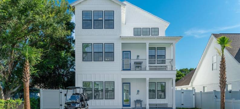 Seaspray: Pool! Sleeps 26! Beach Access!图片