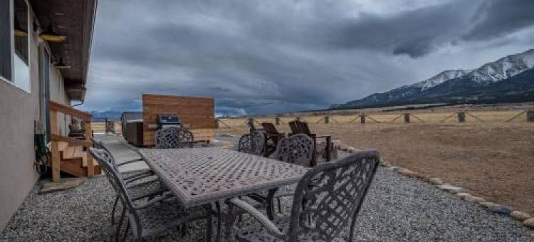 Buena Vista Mountain Retreat - Ultimate Privacy with Spa & Unbeatable Views图片