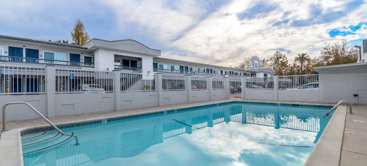 圣何塞会议中心6号汽车旅馆(Motel 6 San Jose, CA - Convention Center)图片