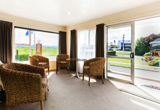 Accent on Taupo Motor Lodge Hotel Overview