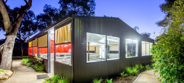 BIG4伦马克滨河假日​​公园酒店(Big4 Renmark Riverfront Holiday Park)图片
