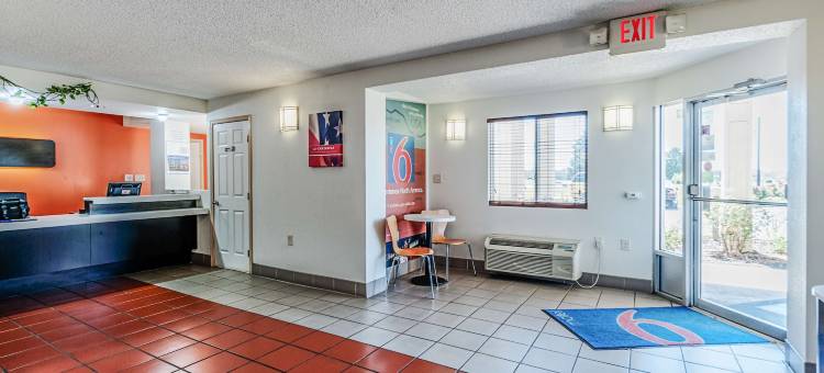 马丁斯堡6号汽车旅馆(Motel 6 Martinsburg, WV)图片