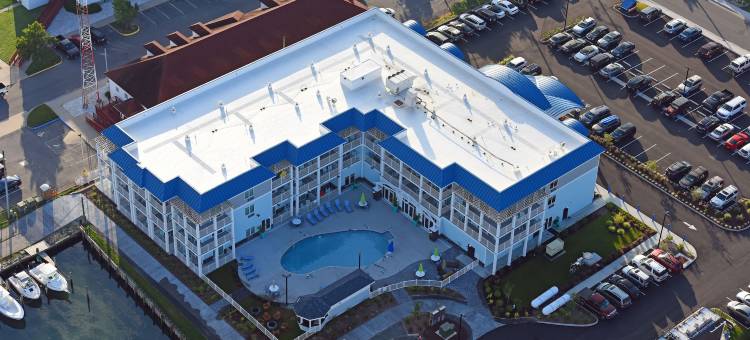 海湾套房酒店-阿桑德连锁酒店成员(Marina Bay Hotel & Suites, Ascend Hotel Collection)图片