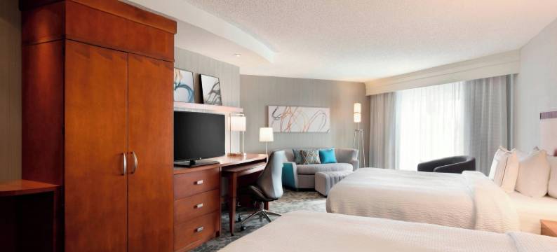 史密斯堡市中心万怡酒店(Courtyard Fort Smith Downtown)图片