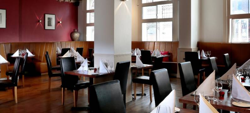 麦当劳新布鲁索姆斯酒店(Macdonald New Blossoms Hotel)图片