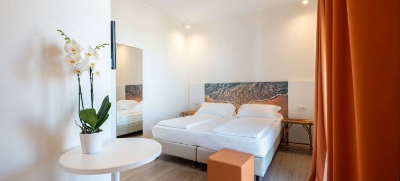 梅迪特拉内奥酒店(Hotel Mediterraneo)图片