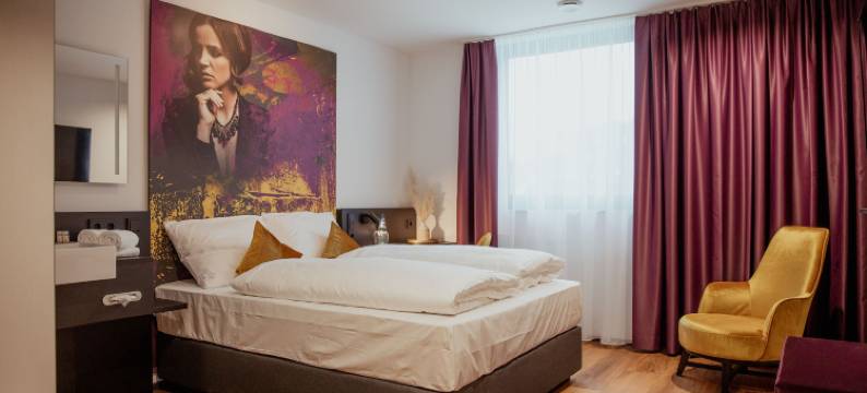 桑贝亚(Sombea)图片