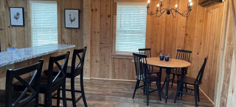 秋日岭小屋酒店(Autumn Ridge Cottages)图片