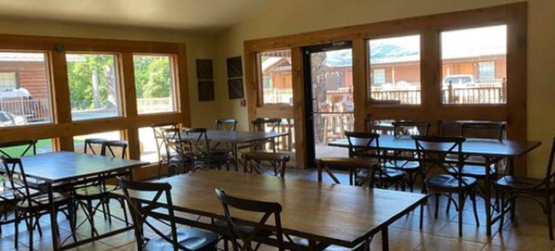 新贺洽敦旅馆(New Hochatown Lodge)图片