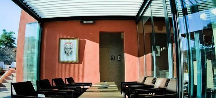 特雷斯吉拉德城堡酒店(Castel de Tres Girard)图片