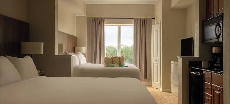 The Point by Edge图片