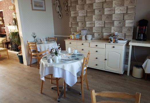 Beach View Guesthouse Hotel Overview