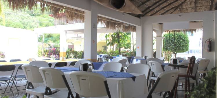 阿雷希菲普拉斯酒店(Hotel Arrecife Huatulco Plus)图片