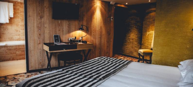 巴黎圣母院乐酒店(Hotel le Notre Dame Saint Michel)图片