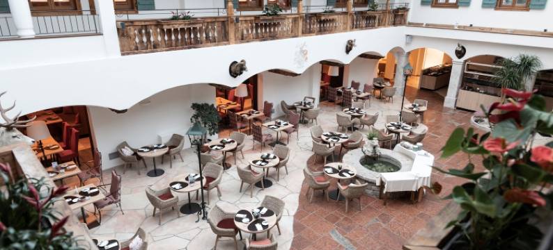 沃尔德霍夫福施尔湖度假村(Waldhof Fuschlsee Resort)图片