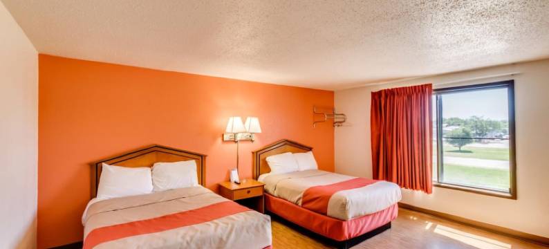 明尼苏达艾伯特利 6 号汽车旅馆(Motel 6 Albert Lea, MN)图片