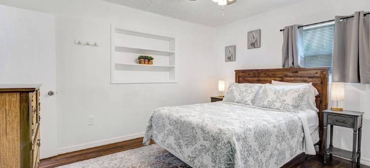 4/2 pool home. Close to Cocoa Village, USSSA, Kennedy Space Center, Cocoa Beach图片
