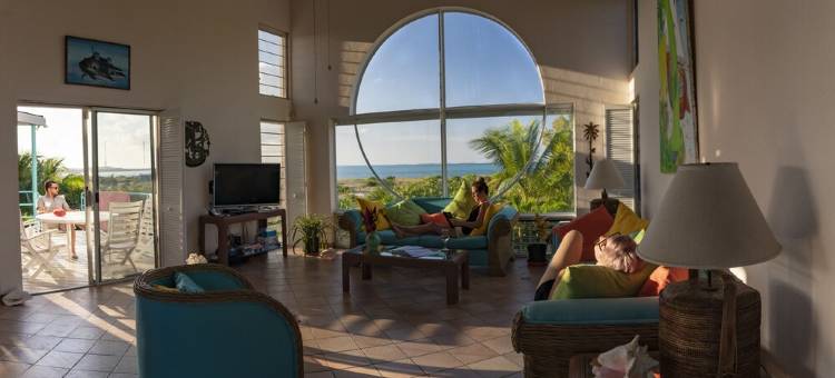 格雷斯湾海滩7英亩度假村：主楼 海景+泳池+海滨+葱郁花园(Grace Bay Beach 7Acre Resort: MainHouse Ocean Views+Pool+Oceanfront+Lush Gardens)图片